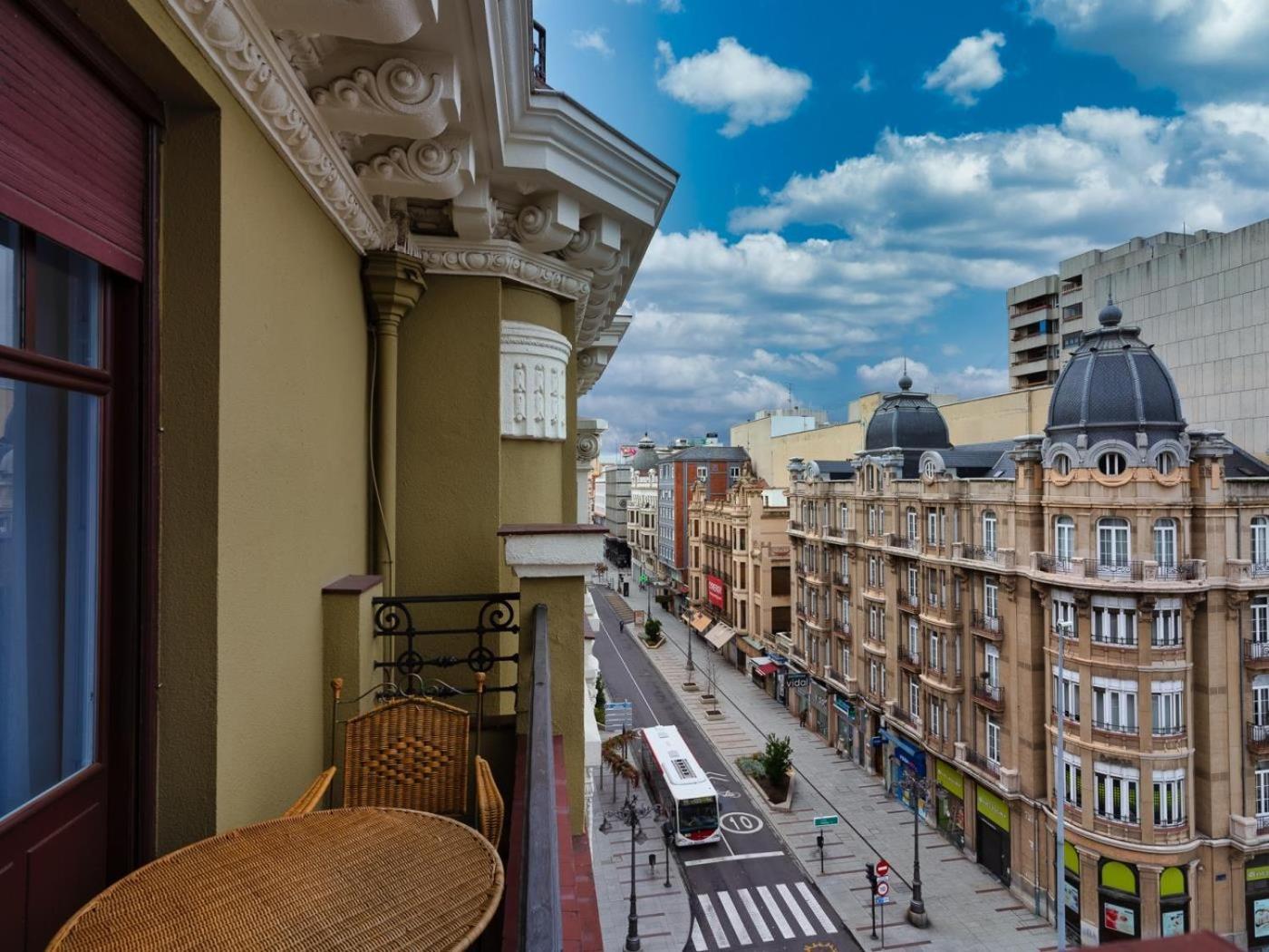 Housingleon Gaudi Suites Buitenkant foto